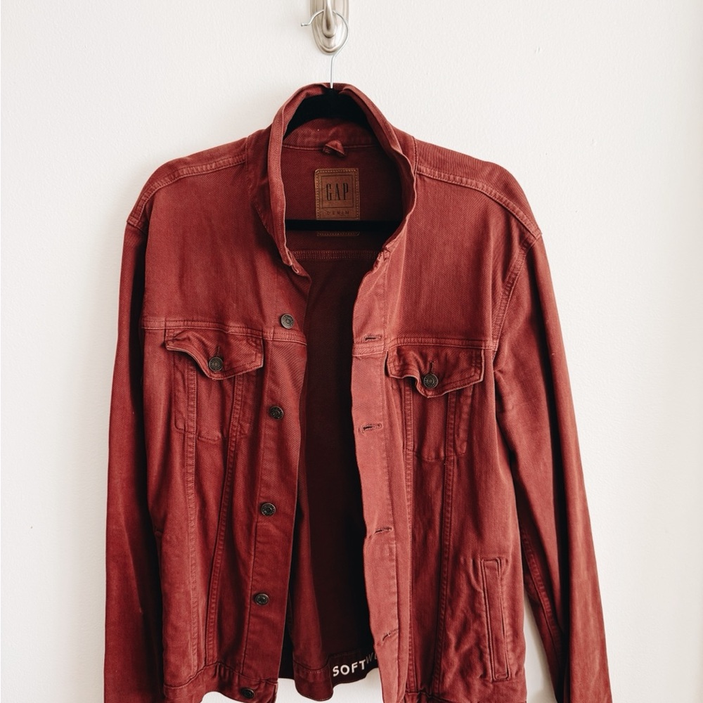 GAP Men's Maroon Denim Jacket